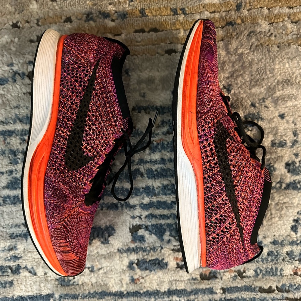Nike Flyknit Racer Açaí Berry sz 13 Men’s Running Shoe526628-008